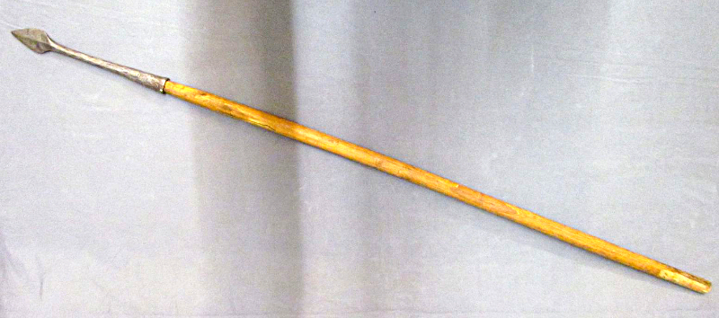 琉球王国時代の終わり頃に製造されたの槍。写真クレジット：博士Siegmar Nahser、国立博物館ベルリン-PK、ベルリン民族学博物館、備品番号 ID 6968）