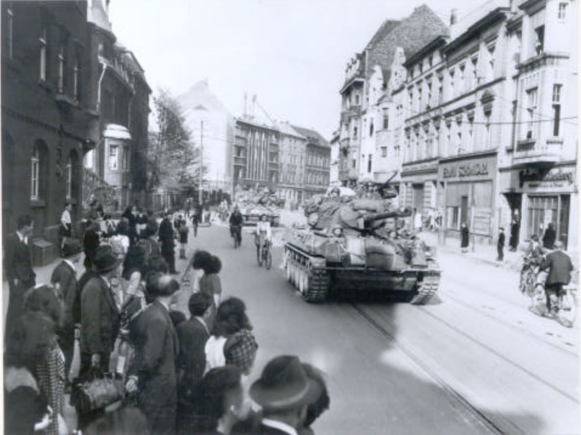 American troops entering Düsseldorf on April 17, 1945